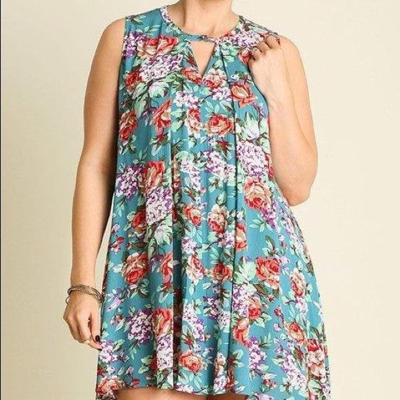 Umgee Dresses & Skirts - New Umgee floral dress